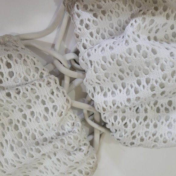 Lot Bundle of 4 Bikini Swimsuit Tops White, Black, Yellow, Unpadded - Picture 13 of 15